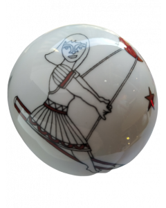 Francesco Musante, L'altalena della luna, pallina di Natale in porcellana, h 7,5 cm