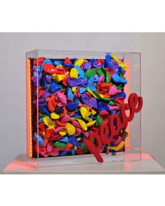 Erika Calesini, Peace-Gum-Red, Plexiglas cube with canvas and applications of colored resinated balloons, rubberized inscription, 45x45 cm