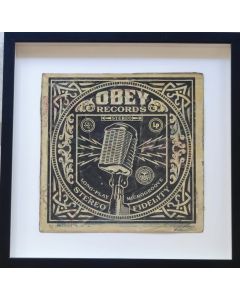 Obey (Shepard Fairey), Microgroove (microphone) AC HPM, serigrafia e carta  collage su cover LP, 30,5x30,5 cm, 2008