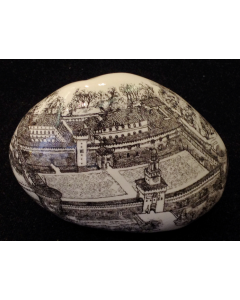 Franchina Tresoldi, Sforzsco Castle, decorated ceramic pebble, 12x12 cm