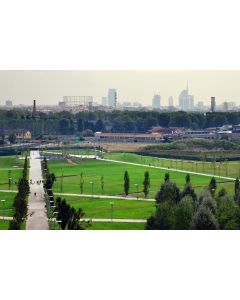 Francesco Langiulli, The green of Parco Certosa and the Milanese skyline