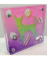 Renzo Nucara, Stratofilm (cane), Plexiglass, resine, oggetti, 10x10 cm, tratto dalla collezione The Gadget