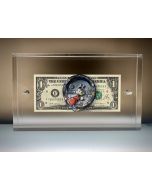 Paz Blandina, Caveau Dollar, Tecnica mista su banconota da 1 dollaro, 22x13,5x4 cm