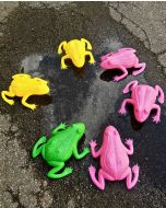 Cracking Art Group, Frog, recyclable plastic, 98x77x33 cm